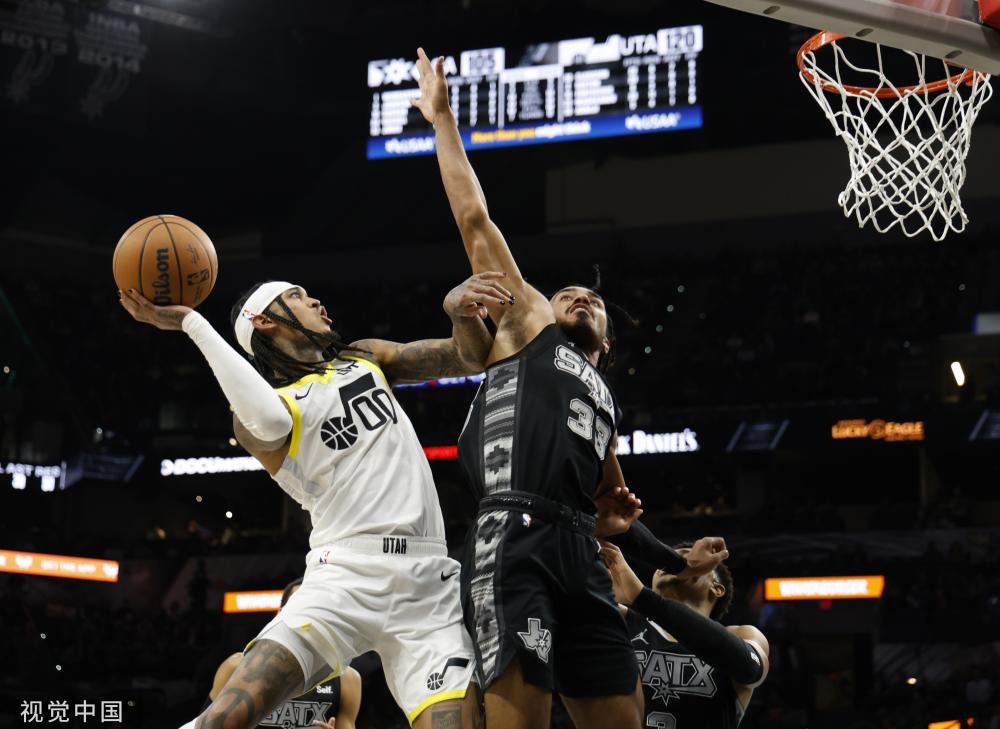 感慨球场上 感慨球场上