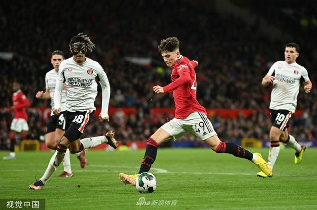 两人以一个 两人以一个